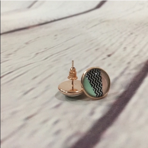 Chevron Detail Stud Earrings size 12mm - Picture 3 of 3